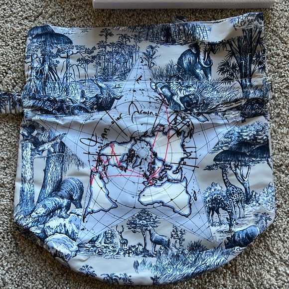 Dior Travel Pouch & Refillable Miss Dior NIB - Picture 3 of 6